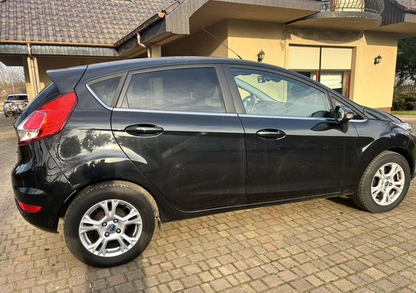 Ford Fiesta cena 24900 przebieg: 132000, rok produkcji 2013 z Mirsk małe 529